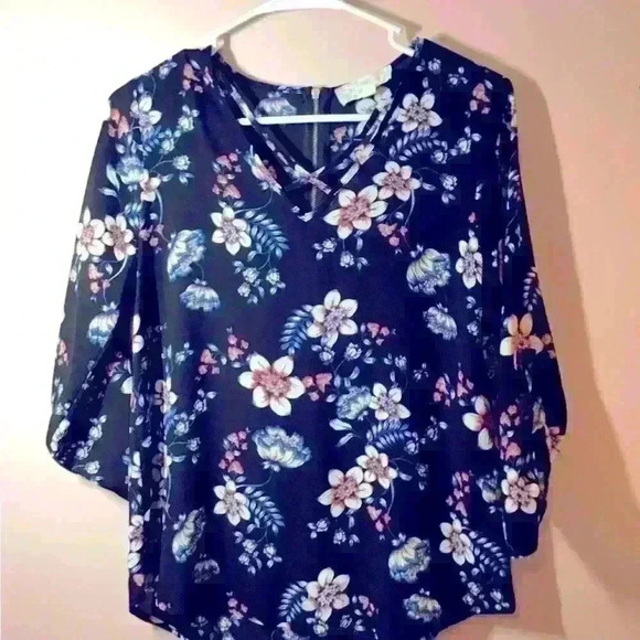 Pink Republic XS dark blue flowered print shirt - Picture 1 of 3